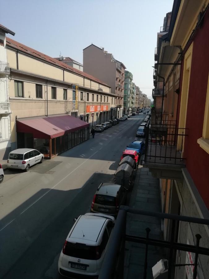 Апартаменти Casa Bumbunin, Vicino Al Centro E Al Politecnico Турин Екстер'єр фото